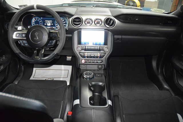 Used 2021 Ford Mustang Shelby GT500 w/ Technology Package image 32
