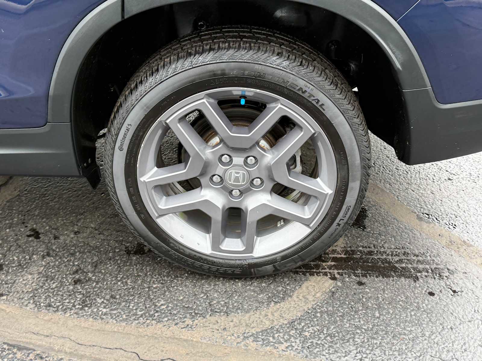 Used 2023 Honda Passport EX-L image 9