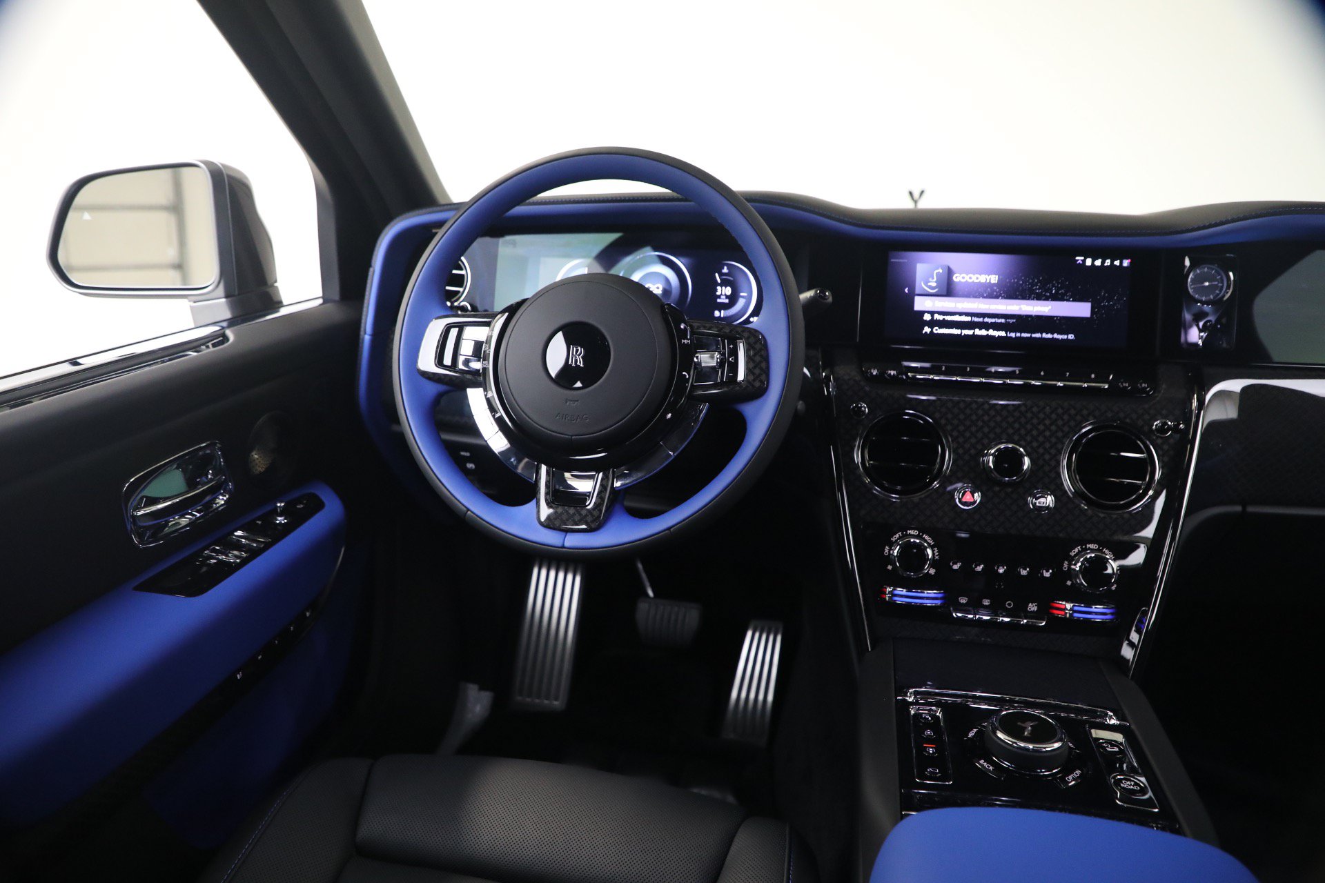 New 2027 Rolls-Royce Cullinan Black Badge AWD/4WD image 39