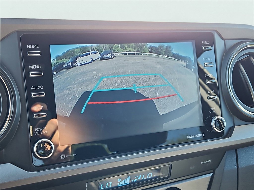 Used 2021 Toyota Tacoma TRD Off-Road image 15