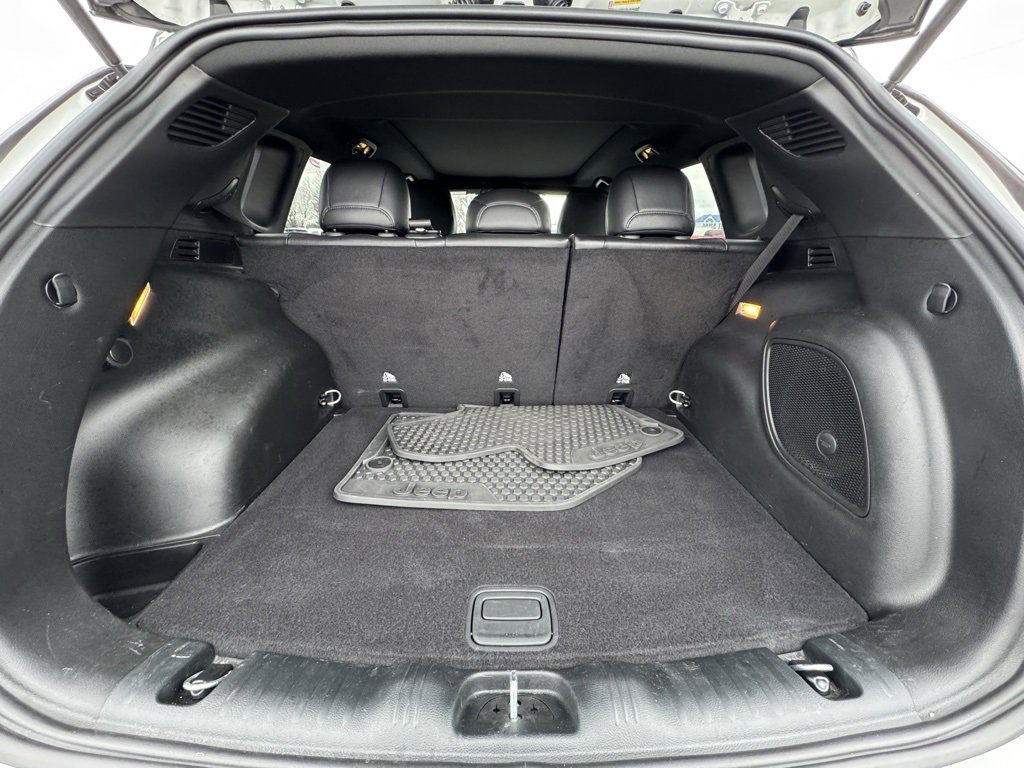 Used 2024 Jeep Compass Trailhawk w/ Sun and Sound Group image 5