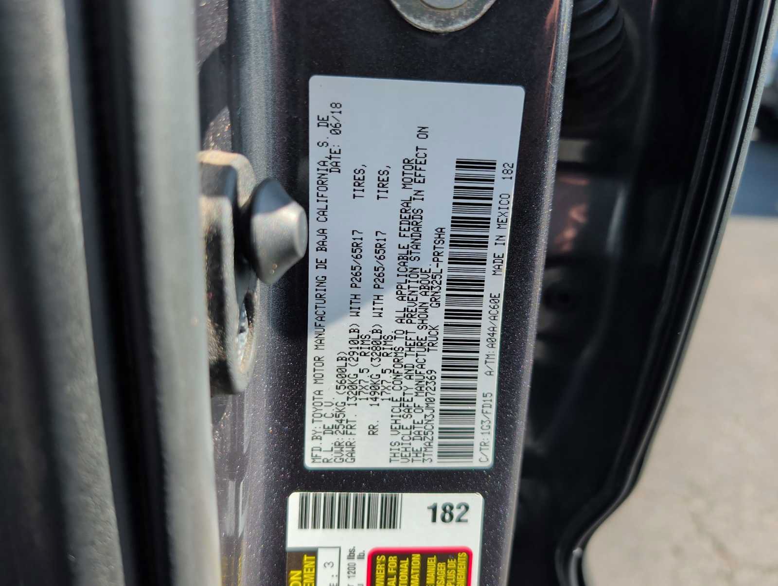 Used 2018 Toyota Tacoma TRD Sport RWD image 25