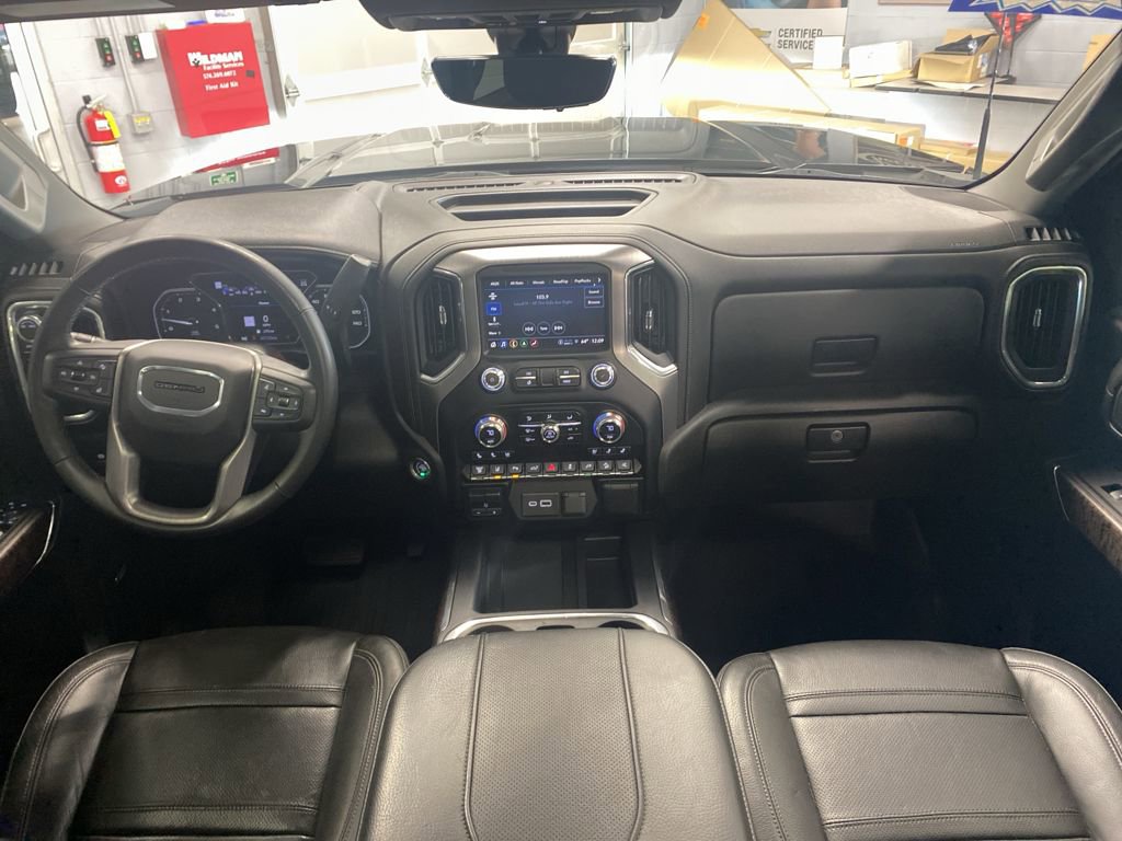 Used 2023 GMC Sierra 2500 Denali w/ Denali Ultimate Package image 17