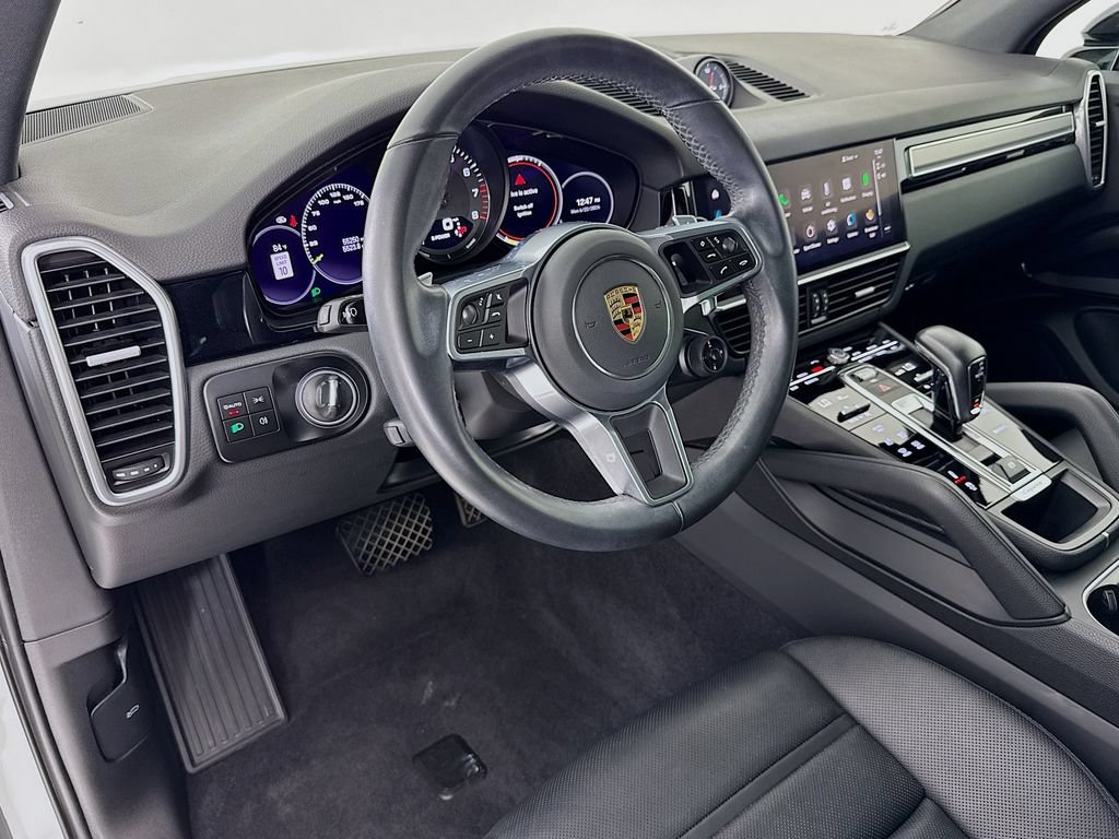 Certified 2023 Porsche Cayenne Platinum Edition AWD/4WD image 4