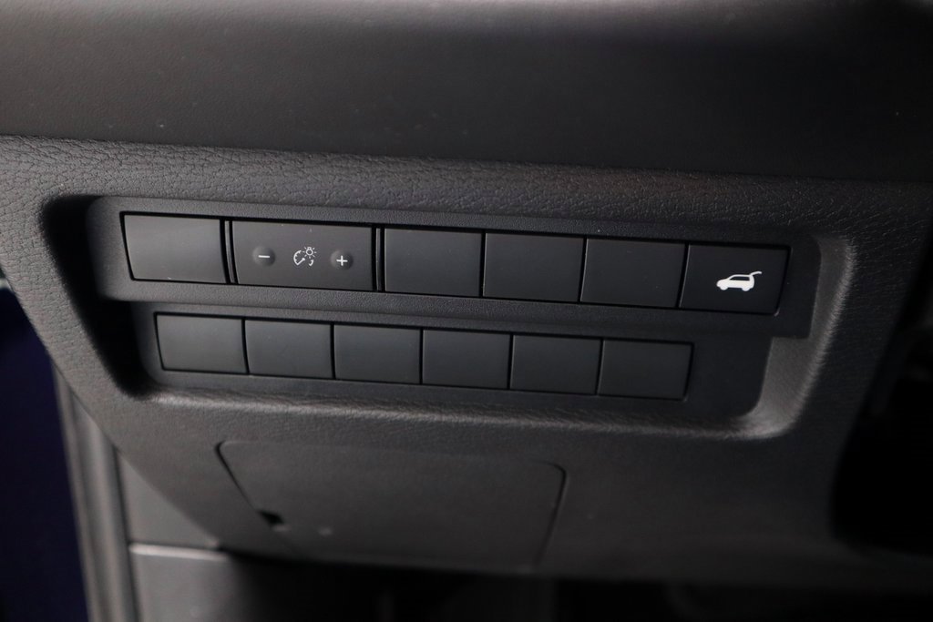 Used 2022 Mitsubishi Outlander SE image 28