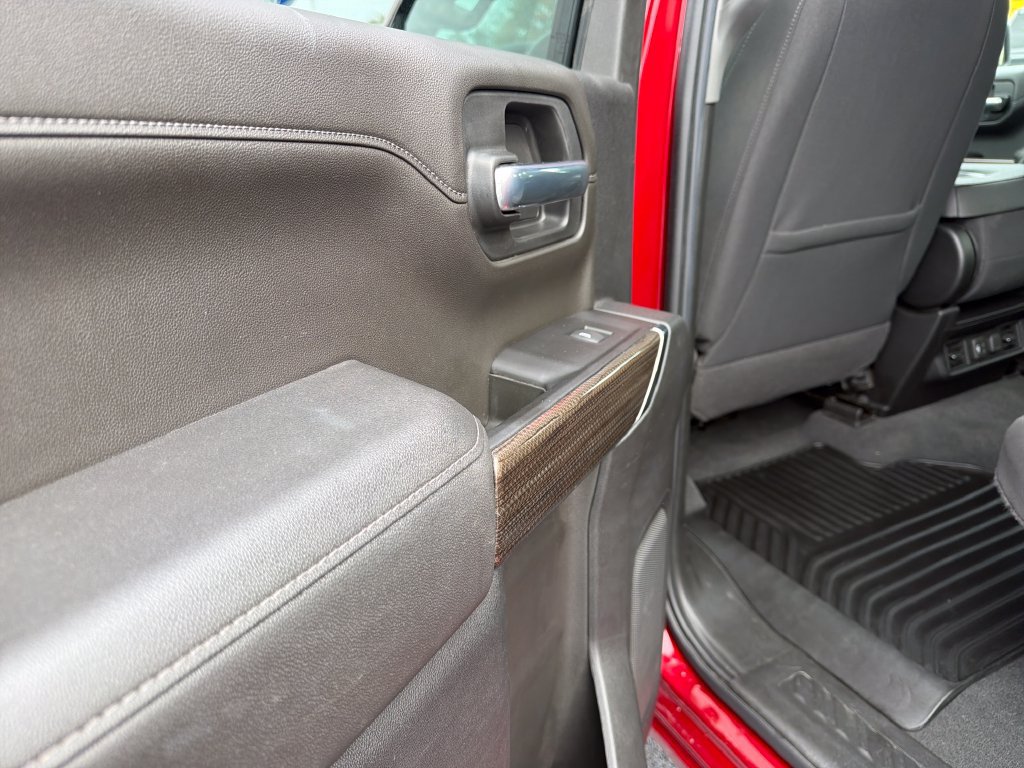 Used 2022 Chevrolet Silverado 1500 RST AWD/4WD image 9