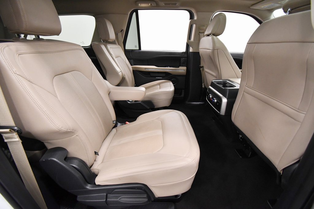 Used 2024 Ford Expedition Max Limited image 18