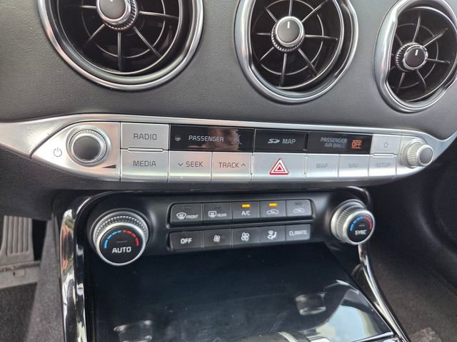 Used 2018 Kia Stinger Premium image 13