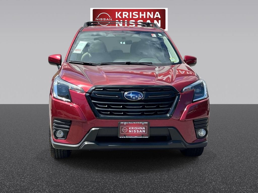 Used 2023 Subaru Forester Premium AWD/4WD image 2