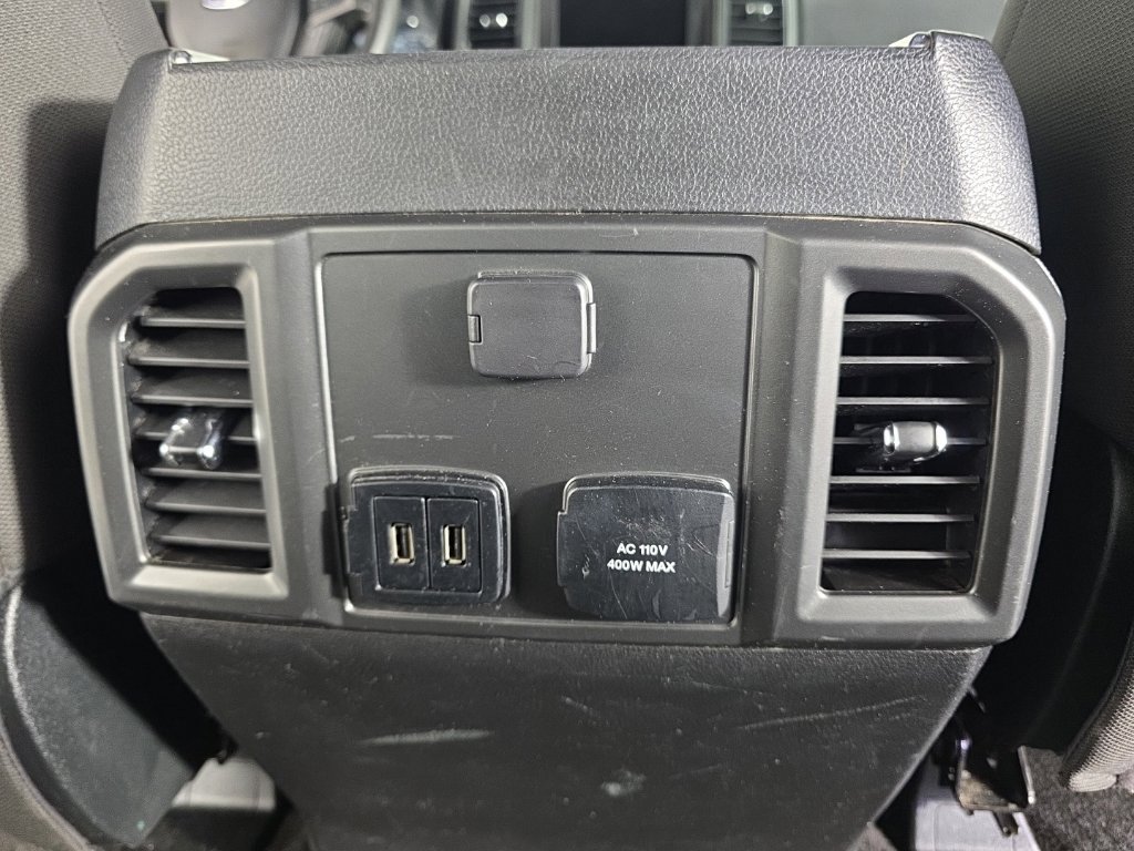 Used 2018 Ford F150 XLT w/ Equipment Group 302A Luxury AWD/4WD image 33
