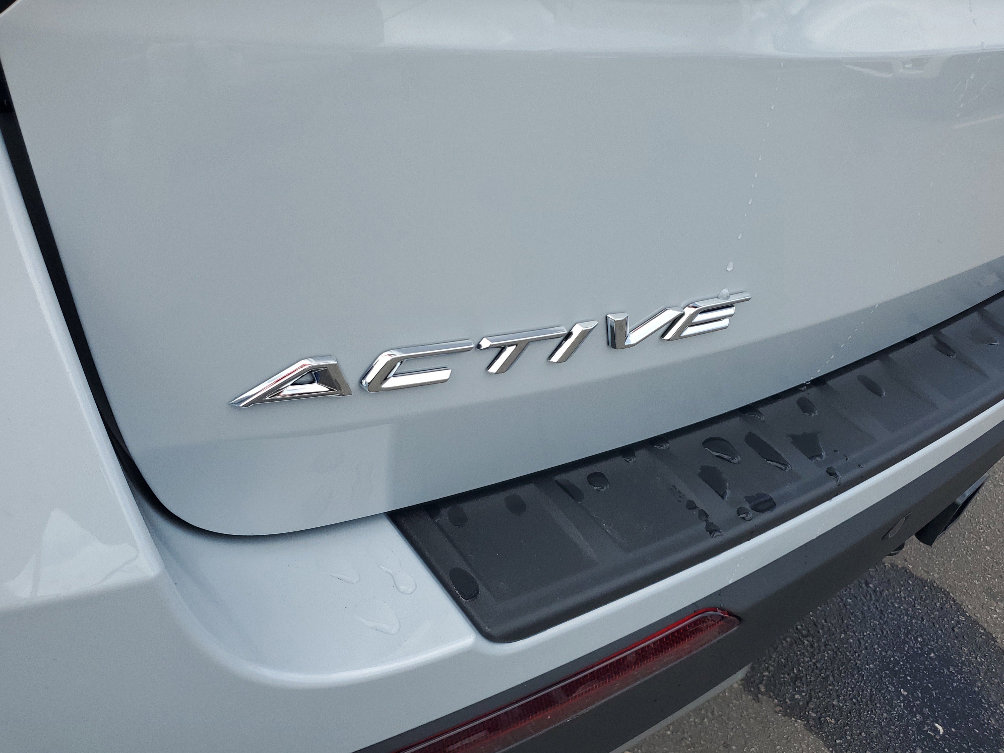 New 2026 Ford Explorer Active image 8