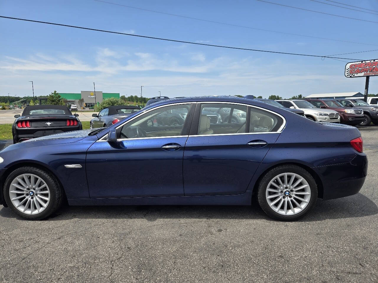 Used 2013 BMW 535i xDrive Sedan AWD/4WD image 9