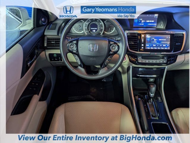 Used 2017 Honda Accord Touring image 15