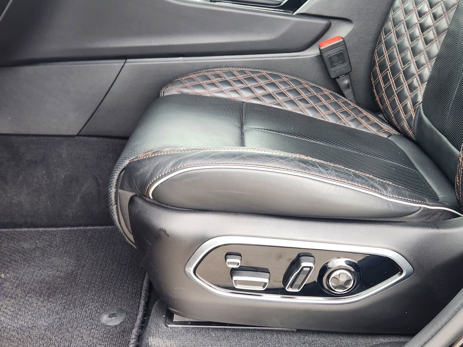 Used 2025 Jeep Grand Cherokee L Summit w/ Advanced Protech Group IV image 29