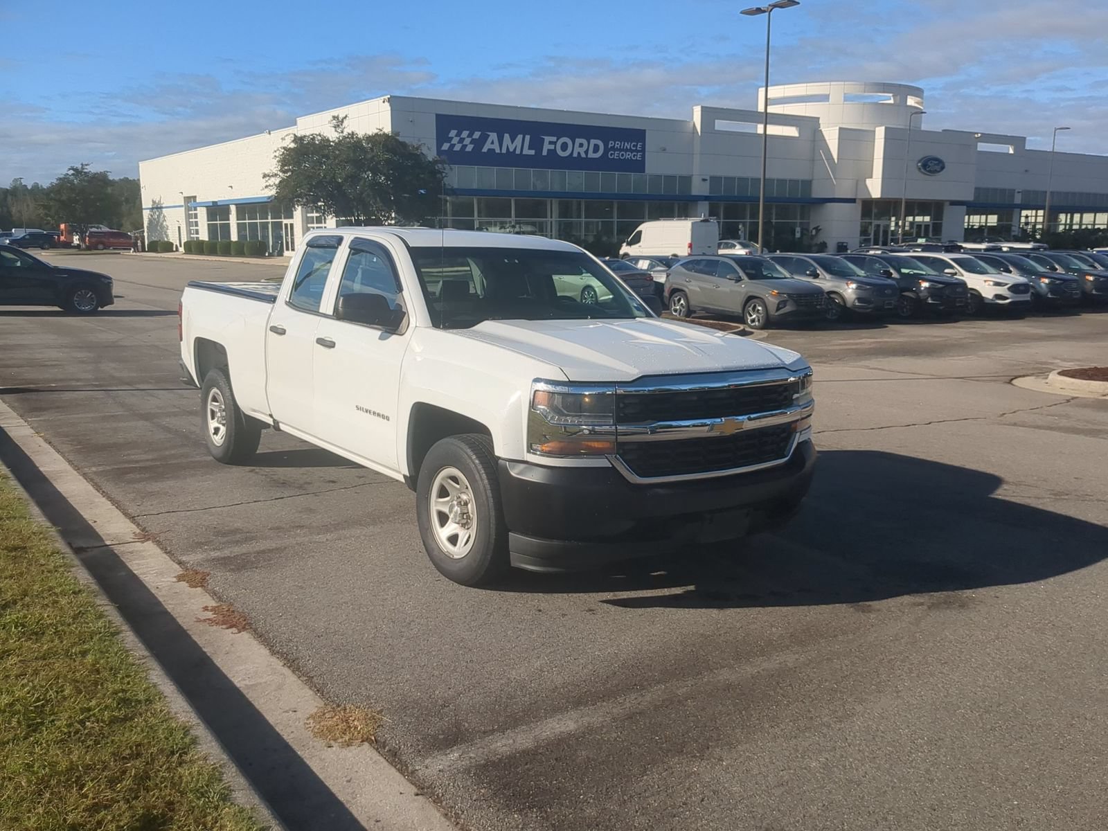 Used 2016 Chevrolet Silverado 1500 W/T w/ Trailering Package RWD image 1