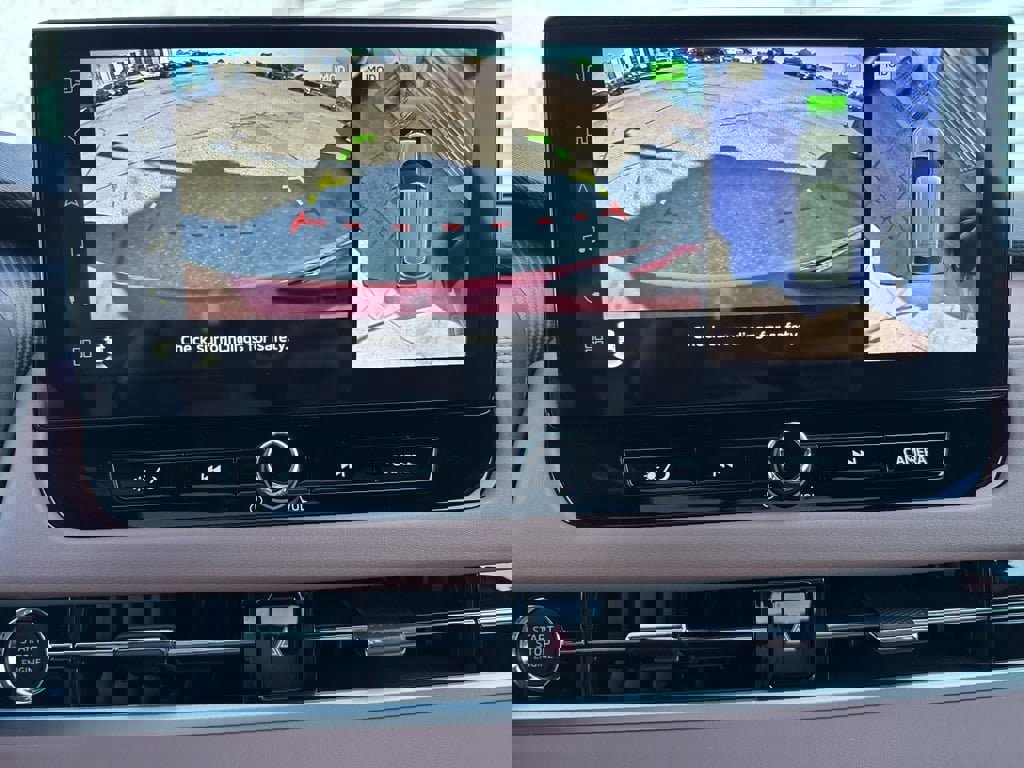 New 2025 Mitsubishi Outlander SEL image 18