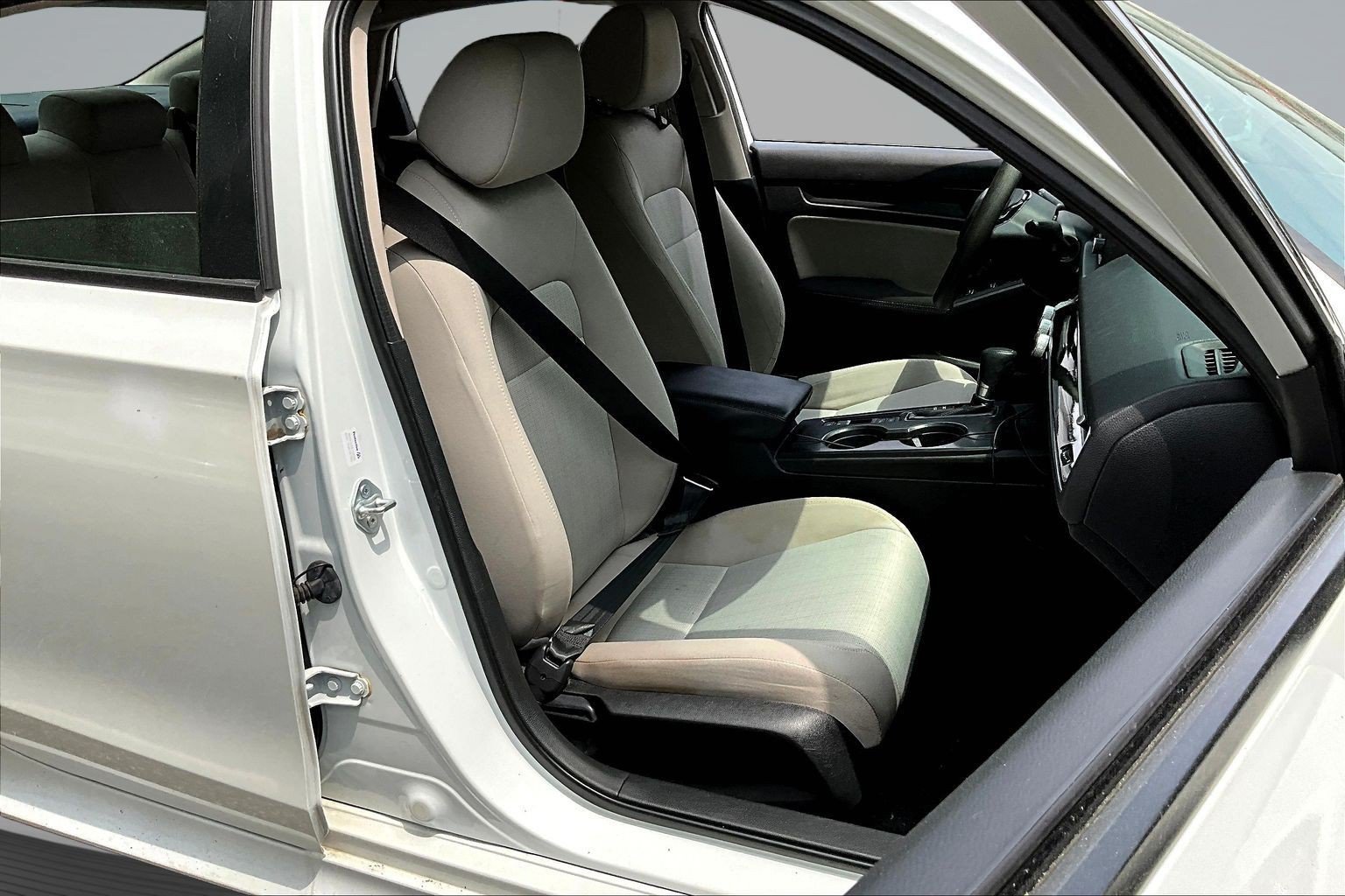 Used 2022 Honda Civic LX image 23