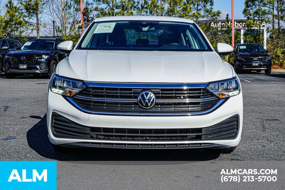 Used 2024 Volkswagen Jetta S image 10