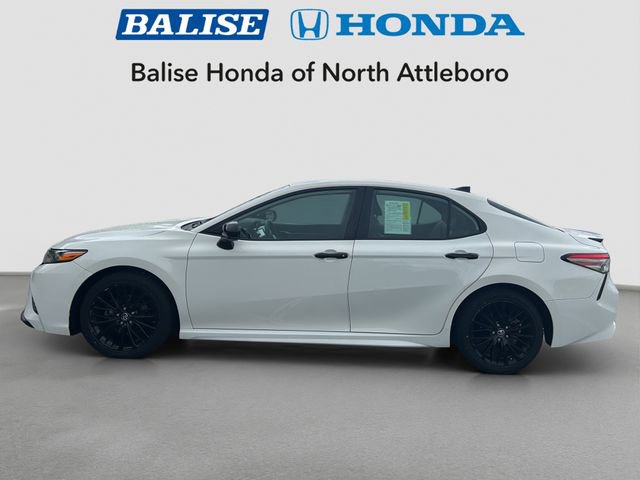Used 2019 Toyota Camry SE FWD image 2