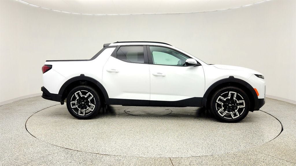 Used 2025 Hyundai Santa Cruz Limited AWD/4WD image 4