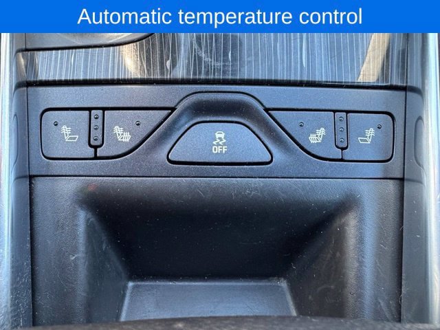 Used 2017 Chevrolet Impala Premier FWD image 23