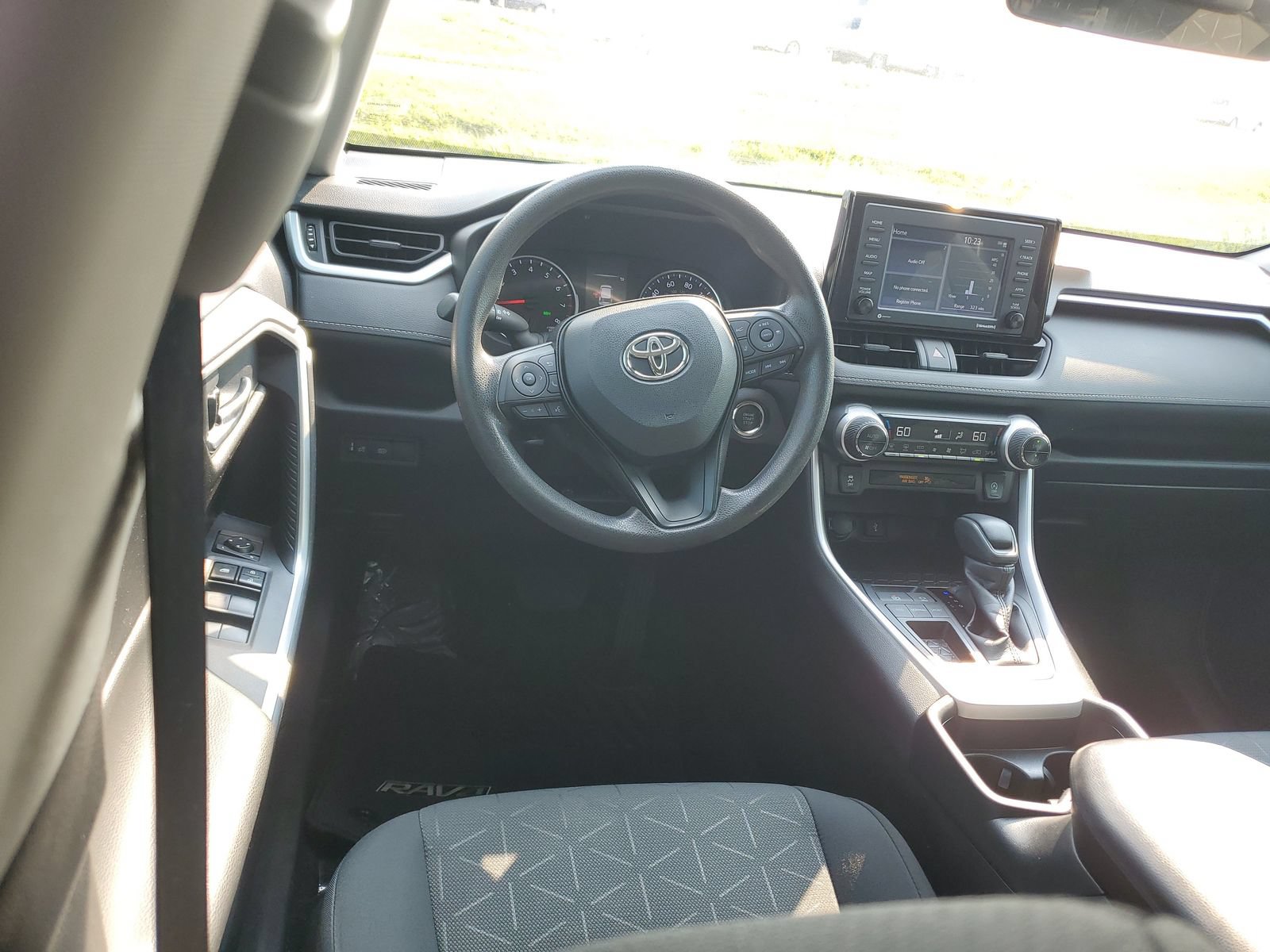 Certified 2021 Toyota RAV4 XLE FWD image 11