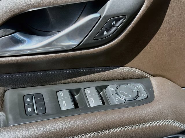 Used 2022 GMC Yukon Denali AWD/4WD image 25