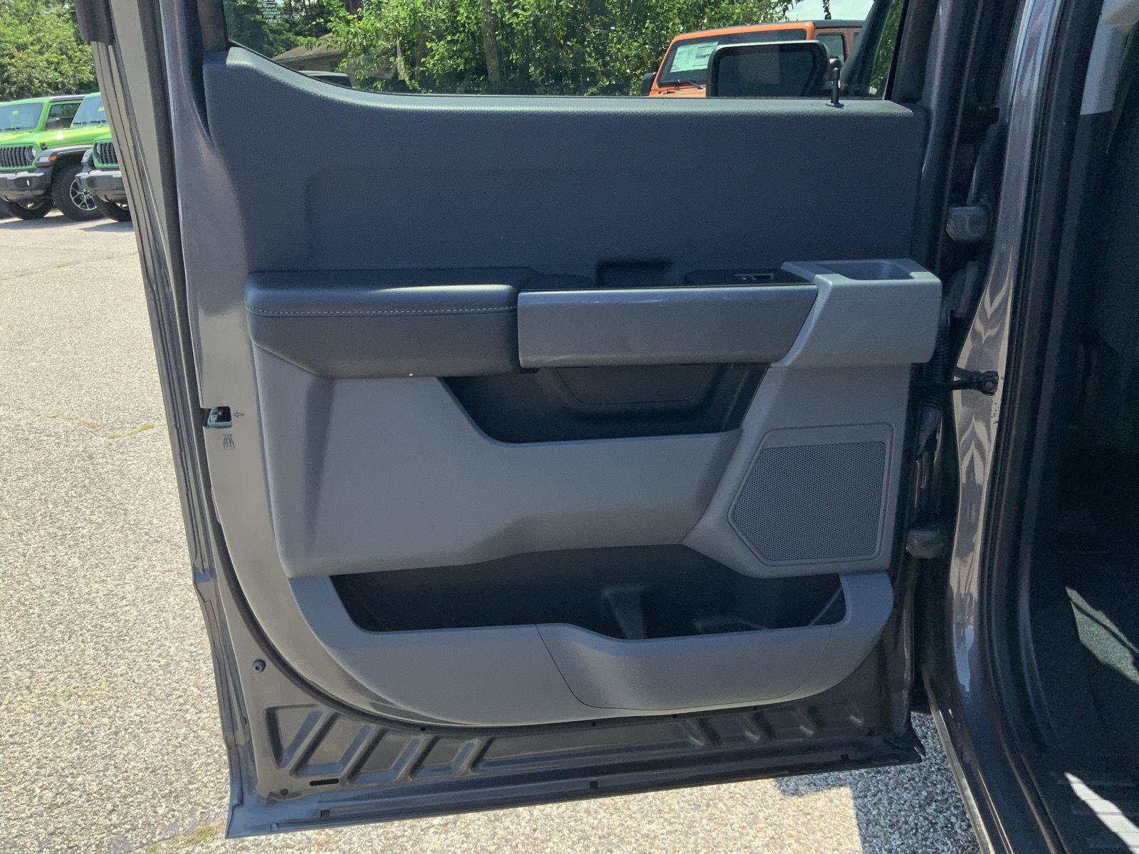 Used 2023 Ford F150 XLT AWD/4WD image 46