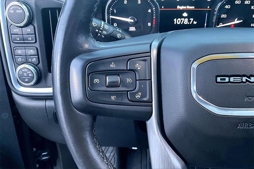 Used 2021 GMC Sierra 3500 Denali w/ Denali Ultimate Package image 19