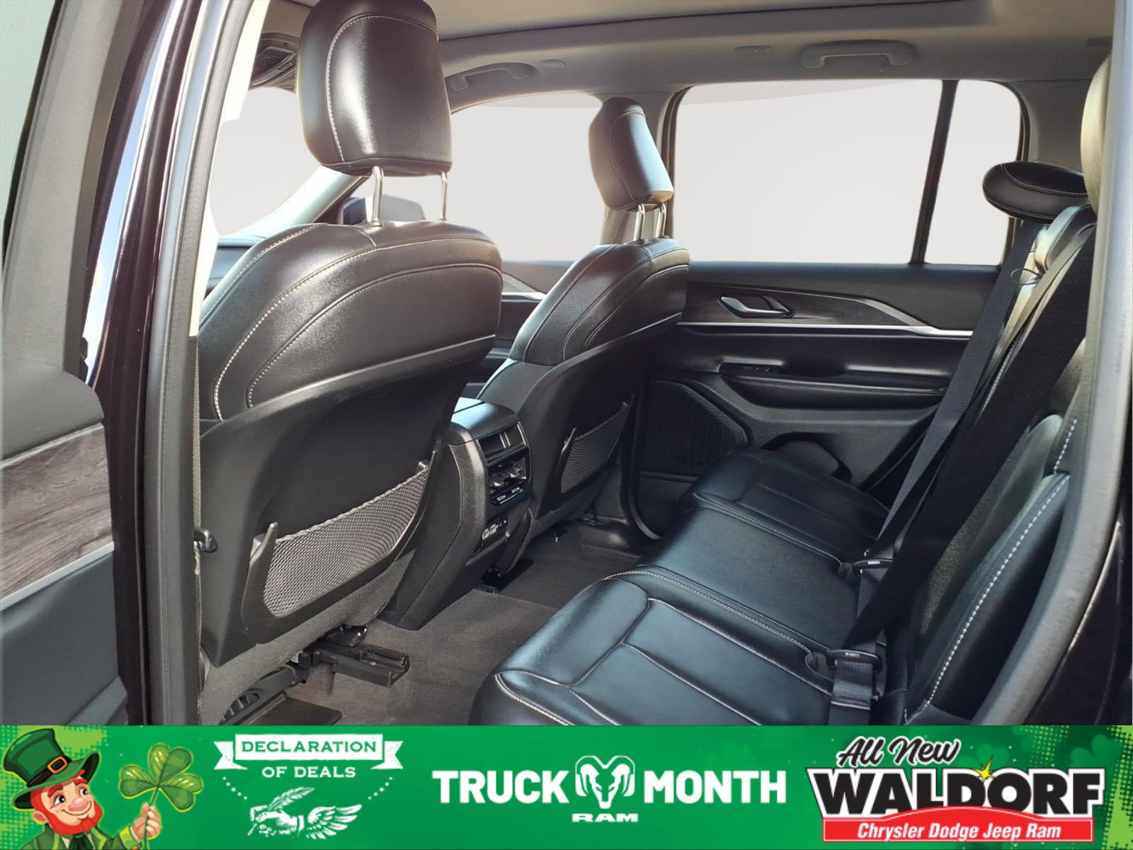 Used 2023 Jeep Grand Cherokee Limited image 9