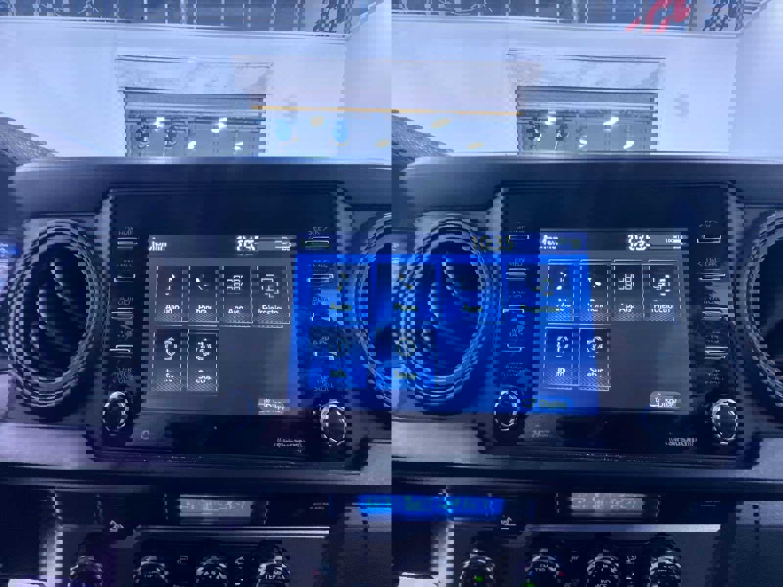 Used 2023 Toyota Tacoma SR image 17