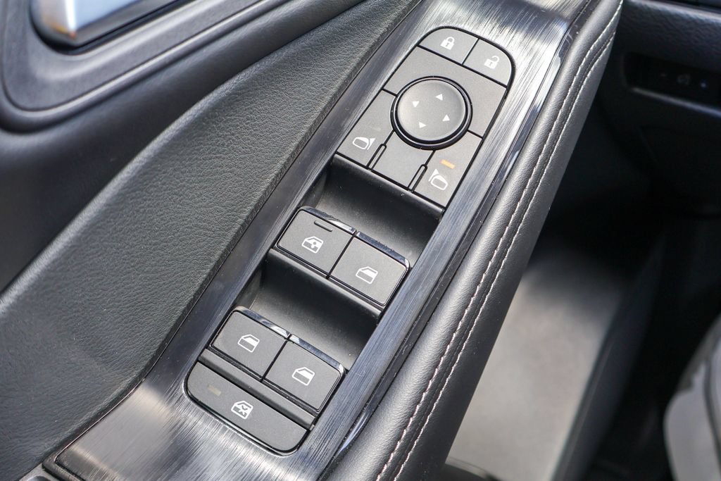 Certified 2026 Nissan Rogue SV FWD image 18