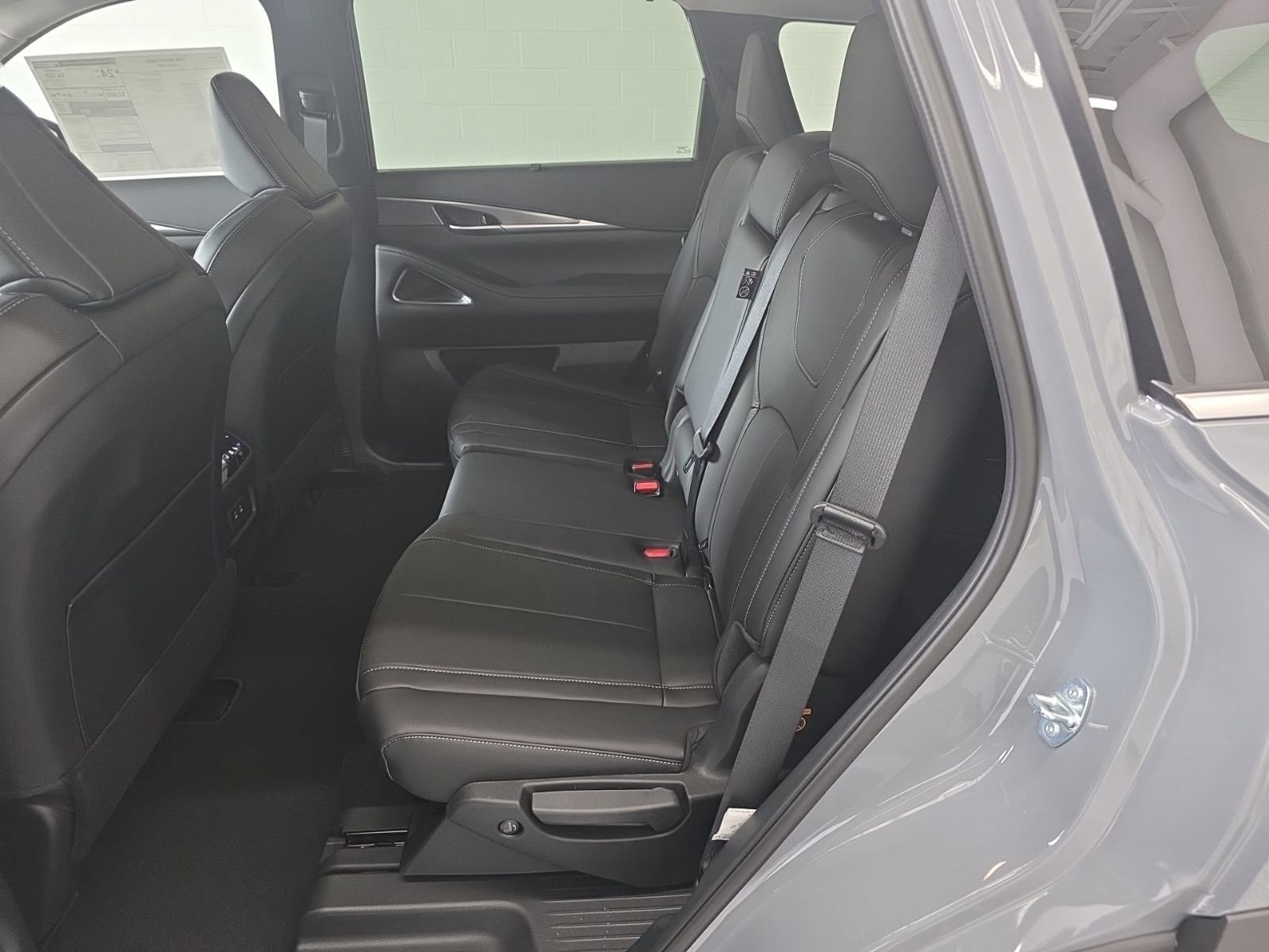 New 2026 INFINITI QX60 Luxe w/ Cargo Package AWD/4WD image 19