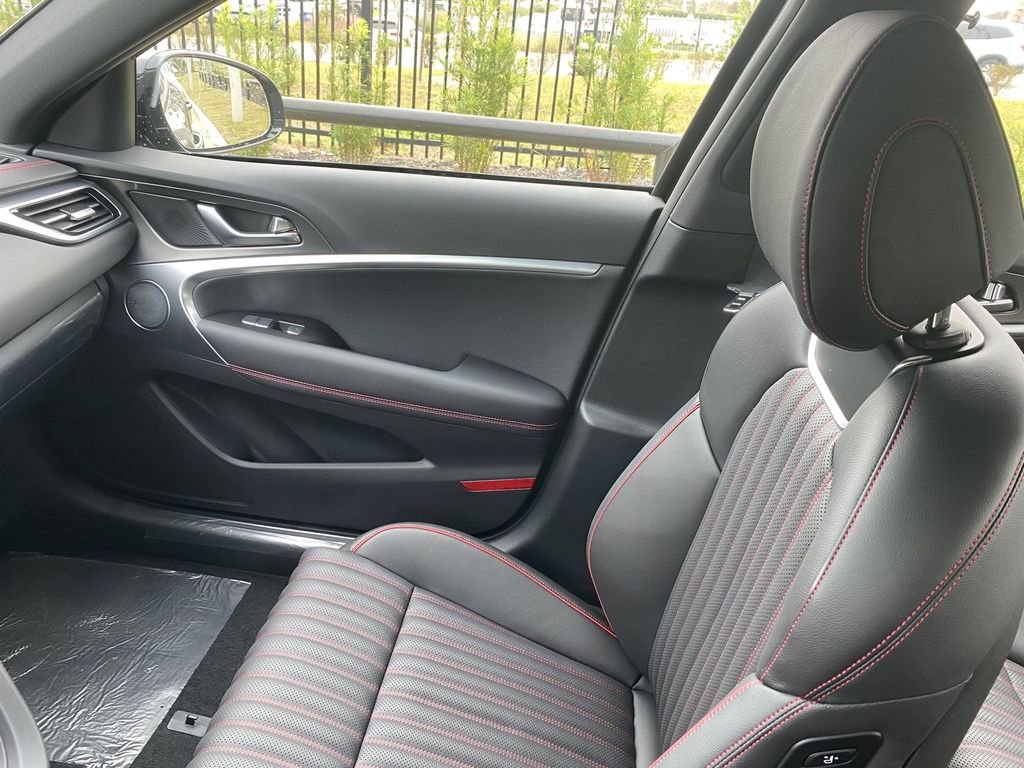 New 2025 Genesis G70 2.5T w/ Sport Prestige Package image 22