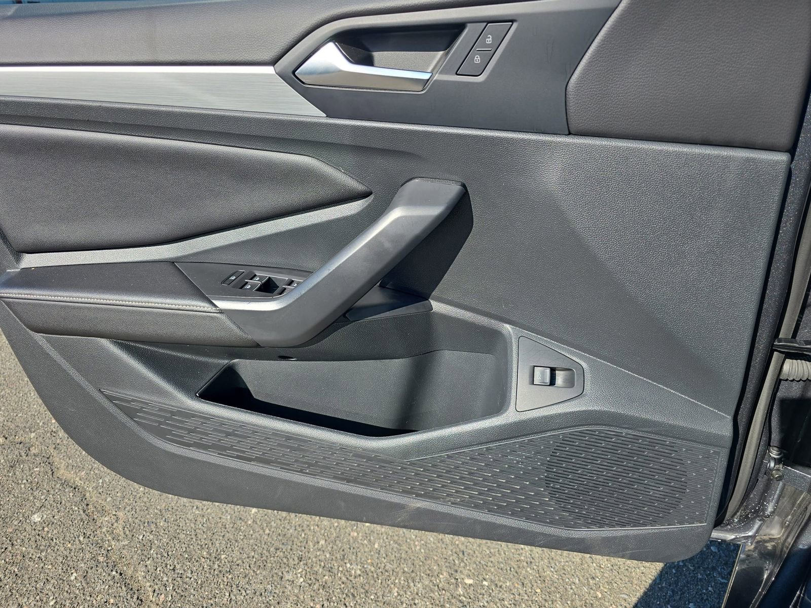 Used 2025 Volkswagen Jetta Sport image 30