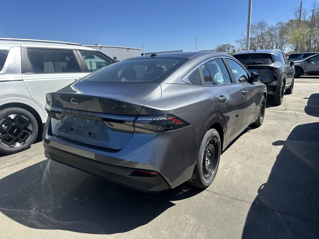 New 2026 Nissan Sentra SV image 2
