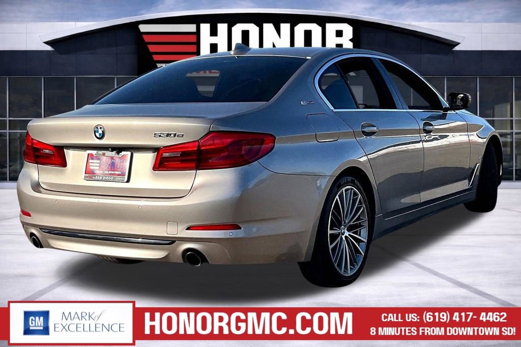 Used 2019 BMW 530e w/ Convenience Package image 6