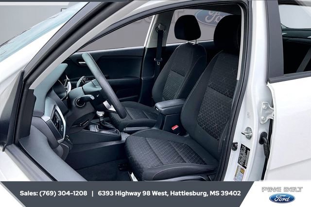 Used 2023 Kia Rio S image 18
