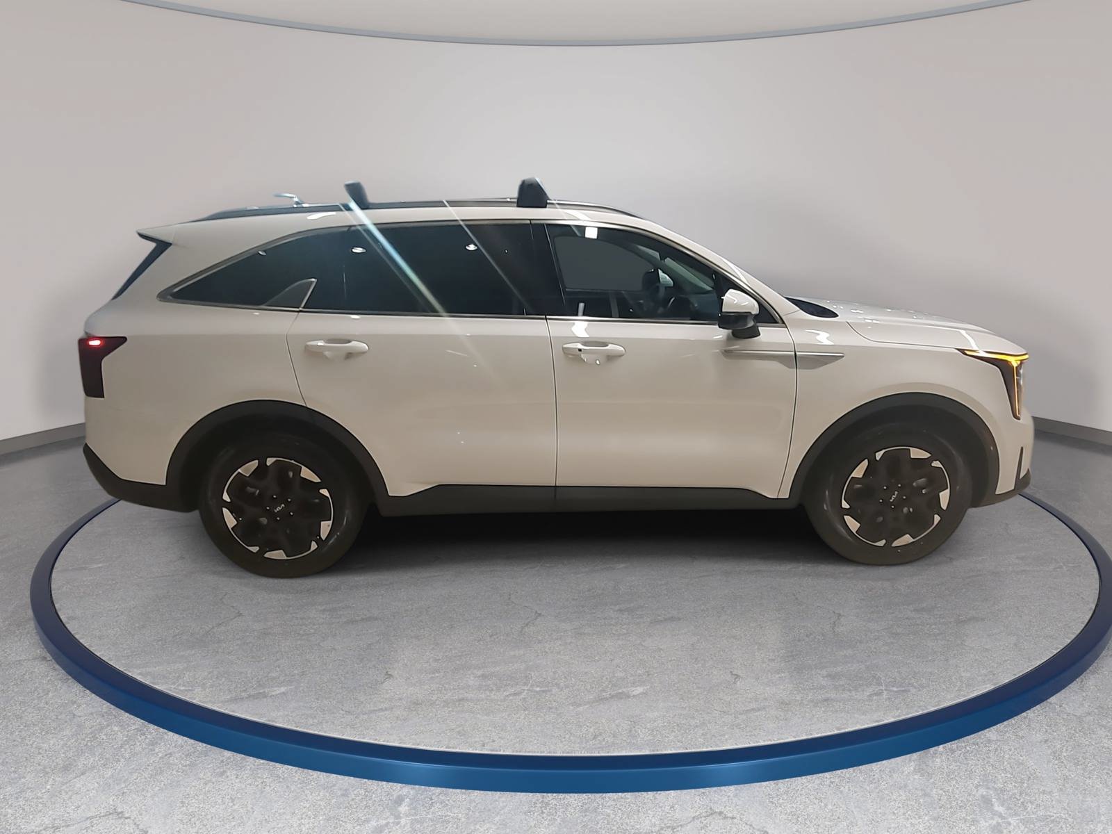 New 2026 Kia Sorento S w/ S Panoramic Sunroof Package FWD image 4
