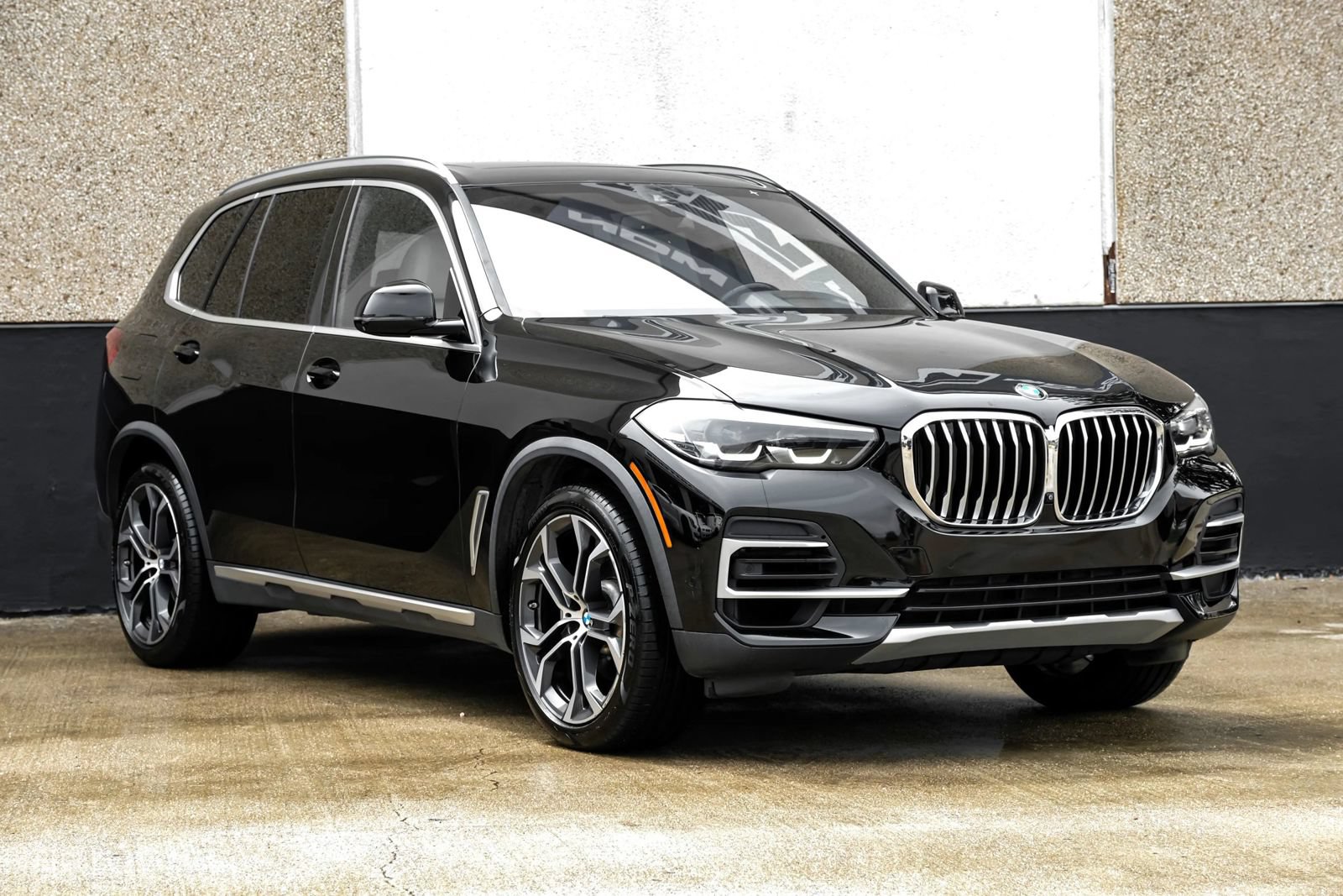 Used 2022 BMW X5 sDrive40i w/ Parking Assistance Package RWD image 6