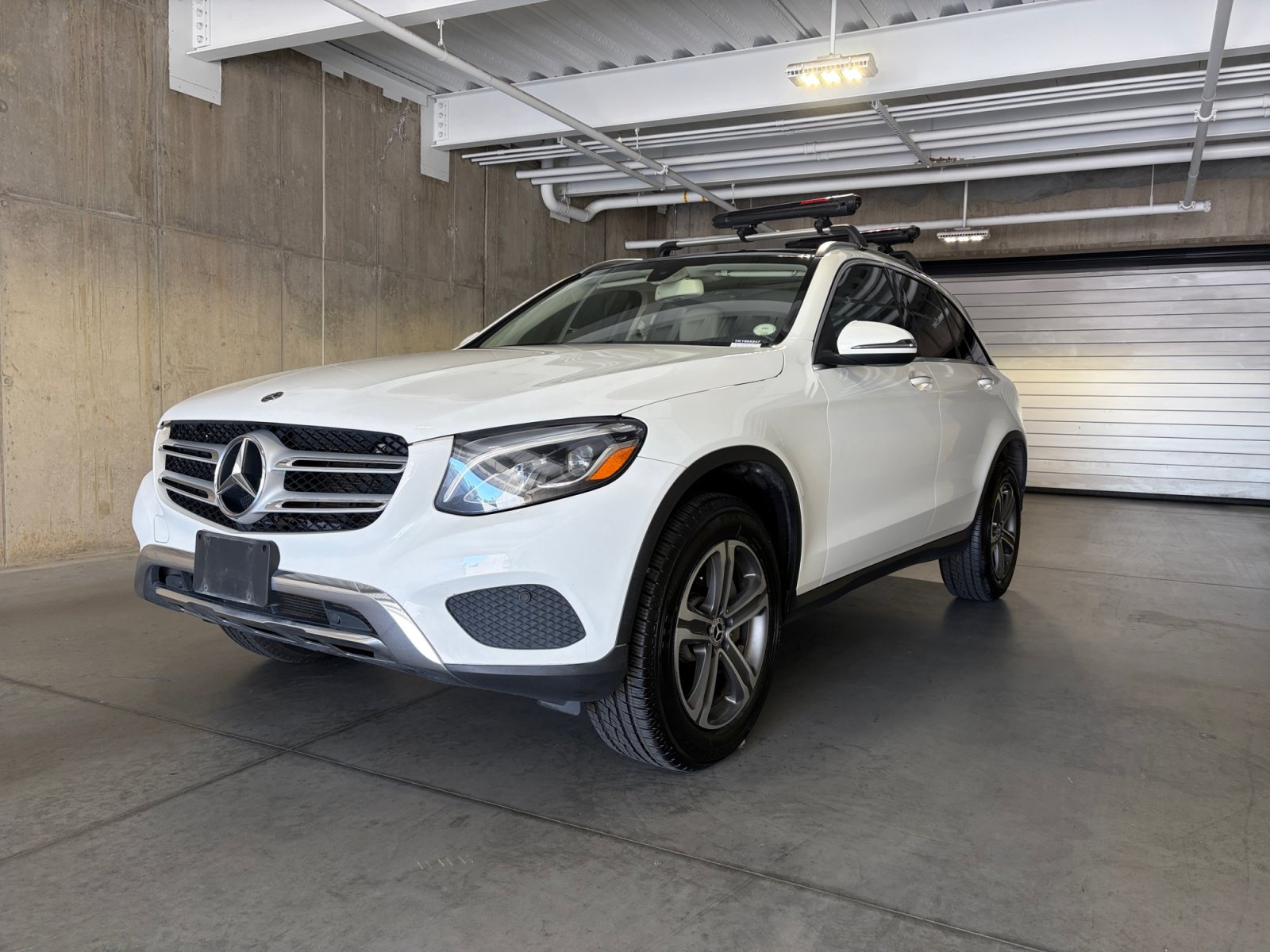 Used 2019 Mercedes-Benz GLC 300 4MATIC image 1
