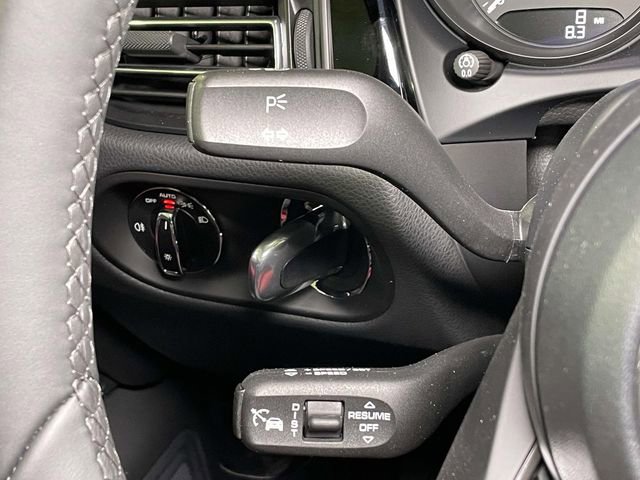 New 2026 Porsche Macan image 44