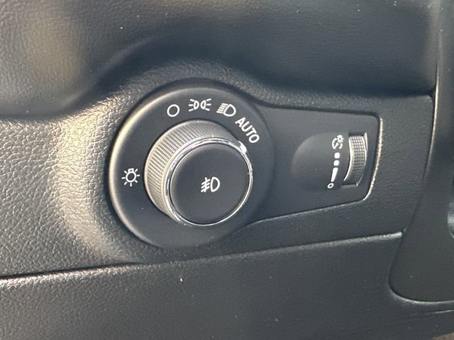 Used 2021 Dodge Durango R/T w/ Blacktop Package image 30