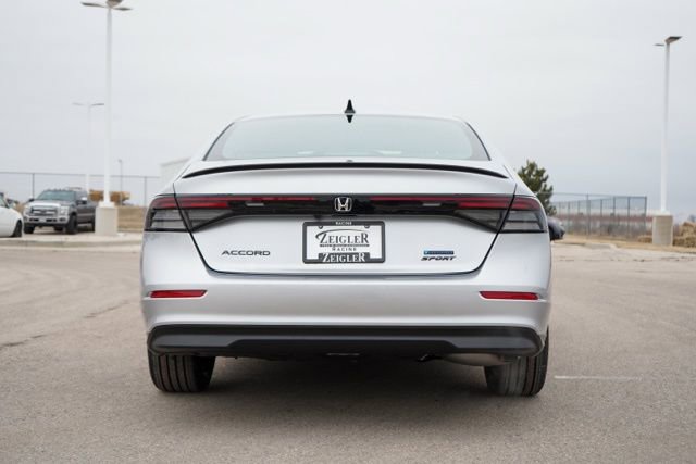 Used 2024 Honda Accord Sport image 6