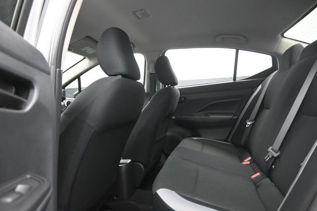Used 2025 Nissan Versa S w/ Electronics Package FWD image 11
