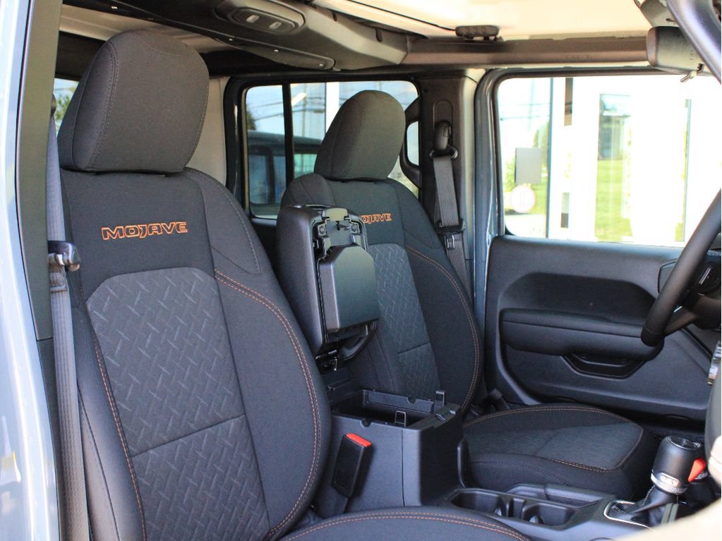 New 2026 Jeep Gladiator Mojave AWD/4WD image 28