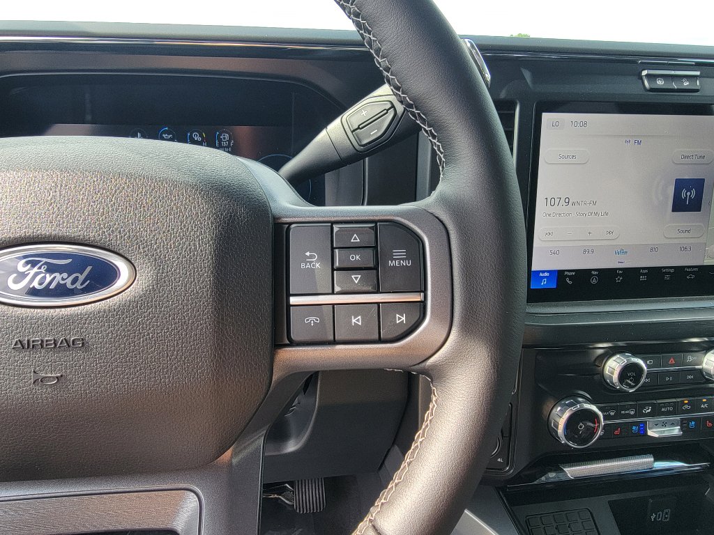 New 2025 Ford F250 Lariat w/ Black Appearance Package image 20