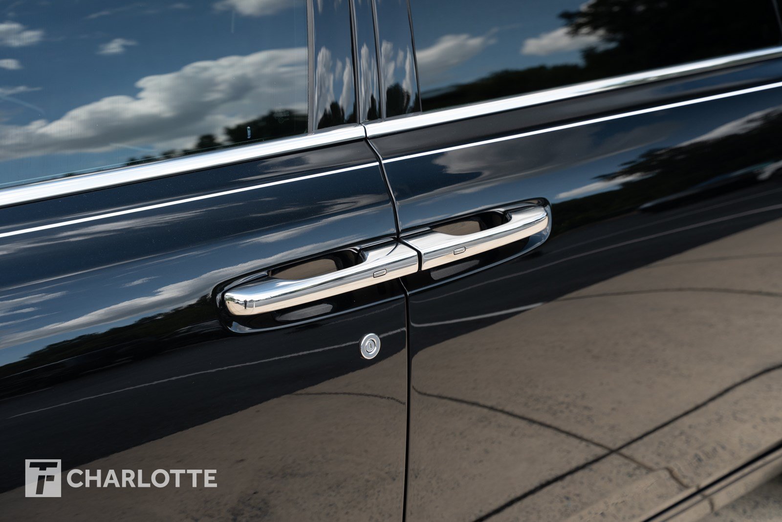 Used 2023 Rolls-Royce Phantom Extended Wheelbase RWD image 13
