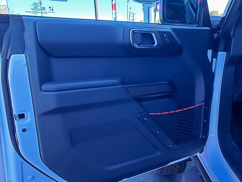 New 2025 Ford Bronco Raptor image 7