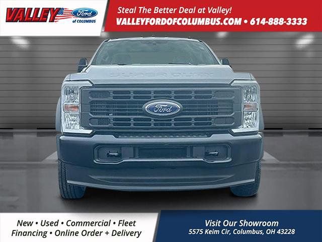 New 2025 Ford F550 4x4 Regular Cab Super Duty image 2